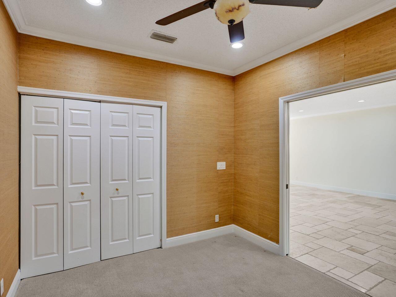 6752 Montego Bay Boulevard E