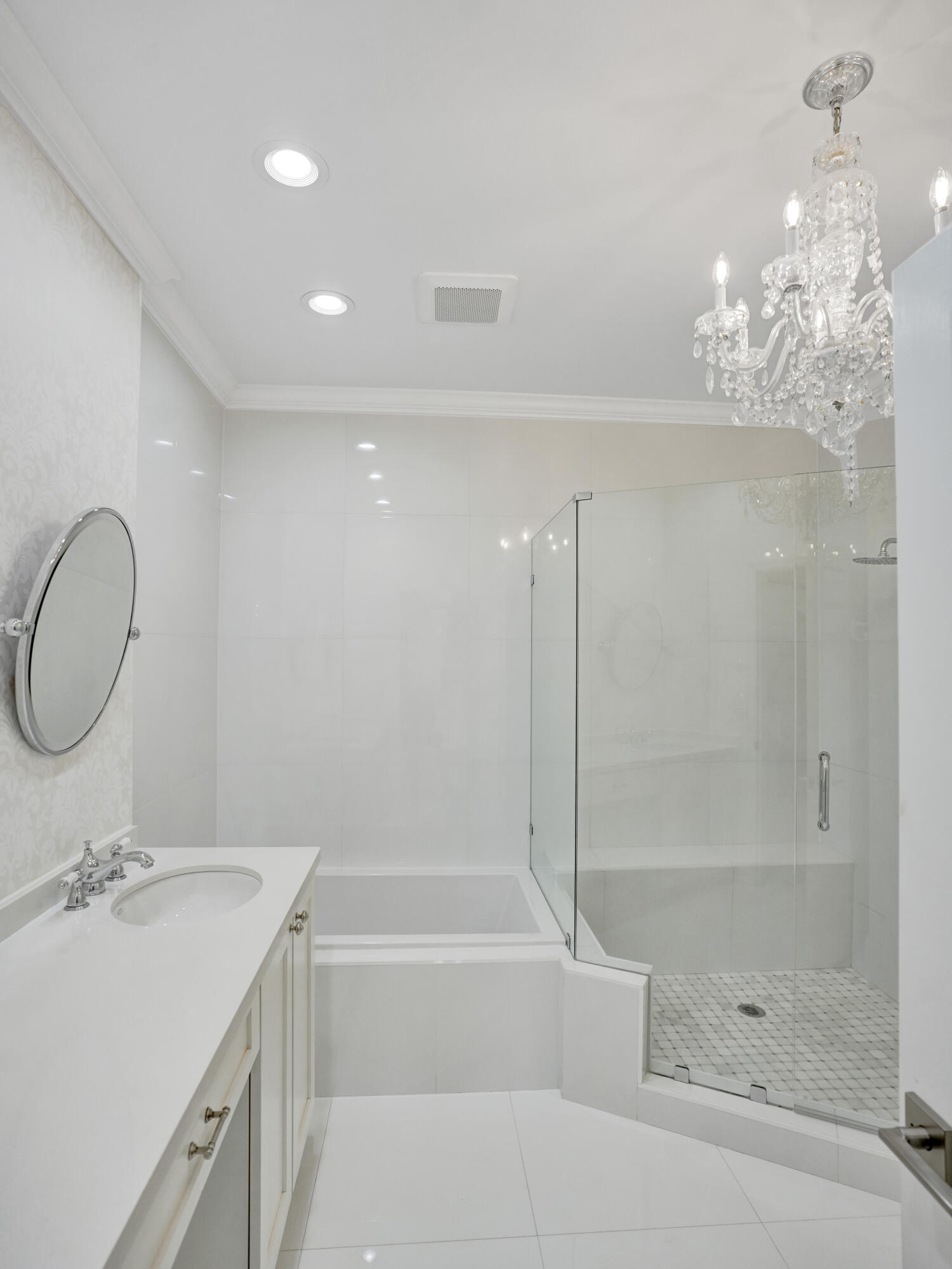 6752 Montego Bay Boulevard E