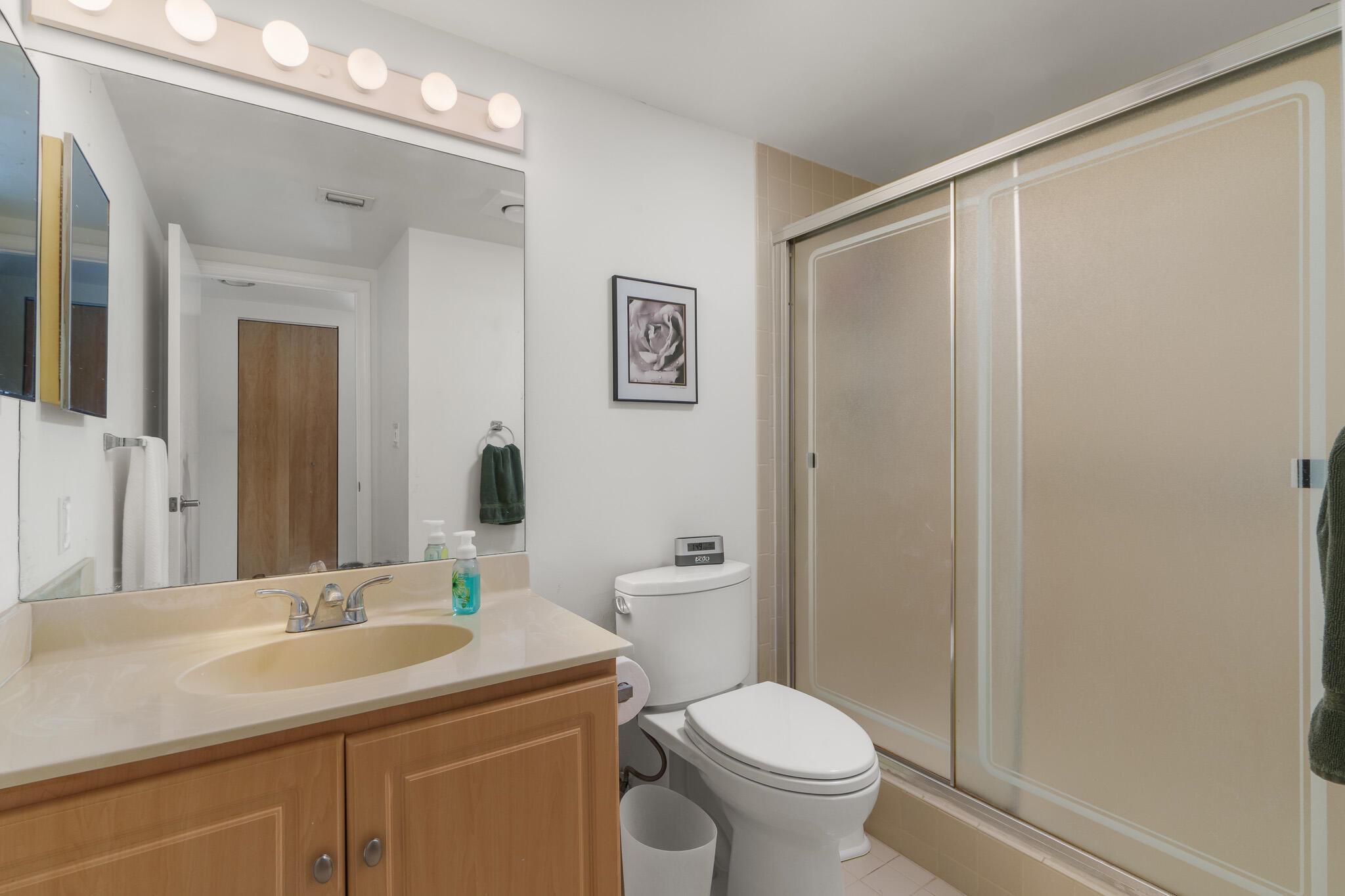 5951 Wellesley Park Drive 606