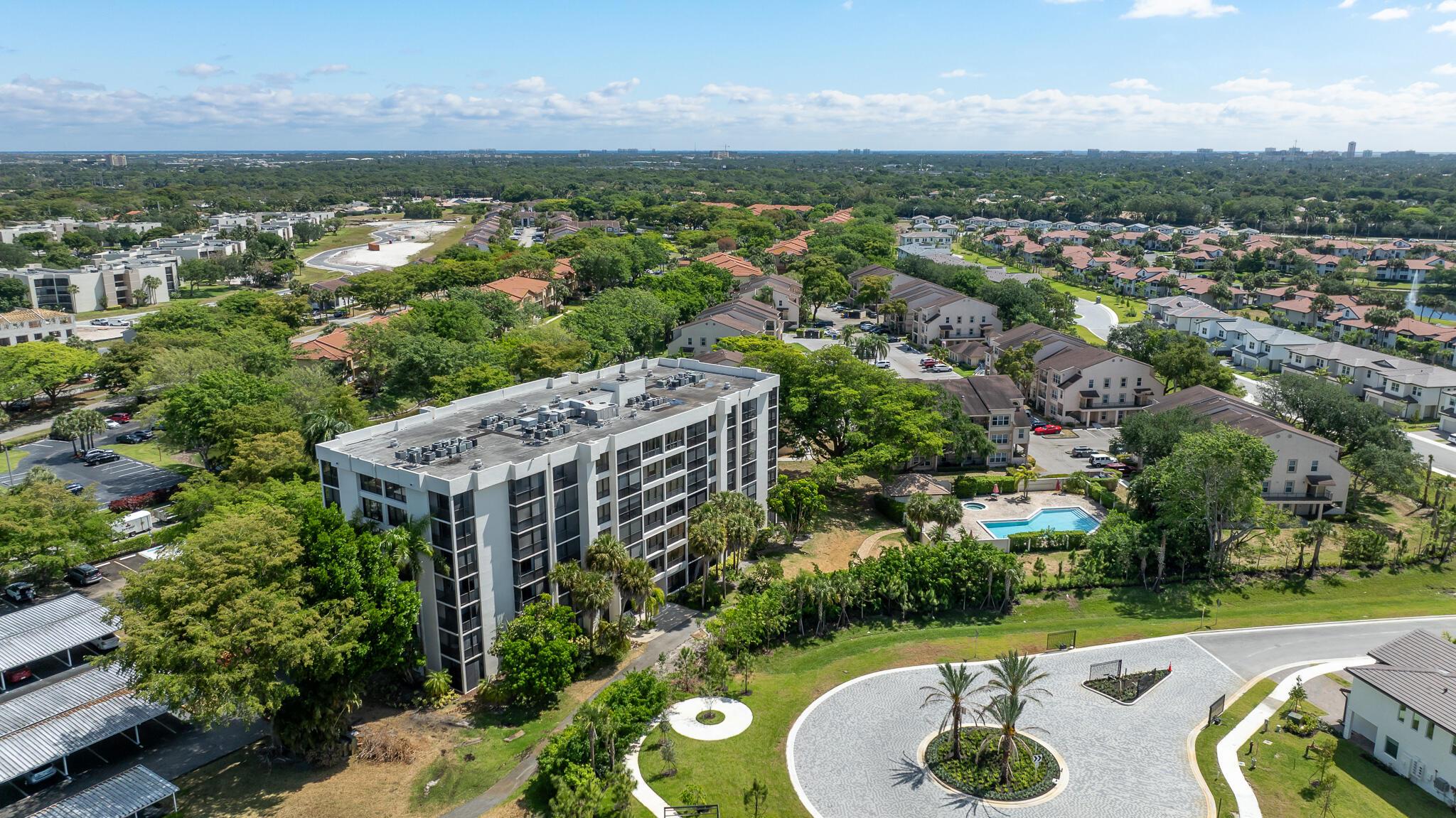 5951 Wellesley Park Drive 606