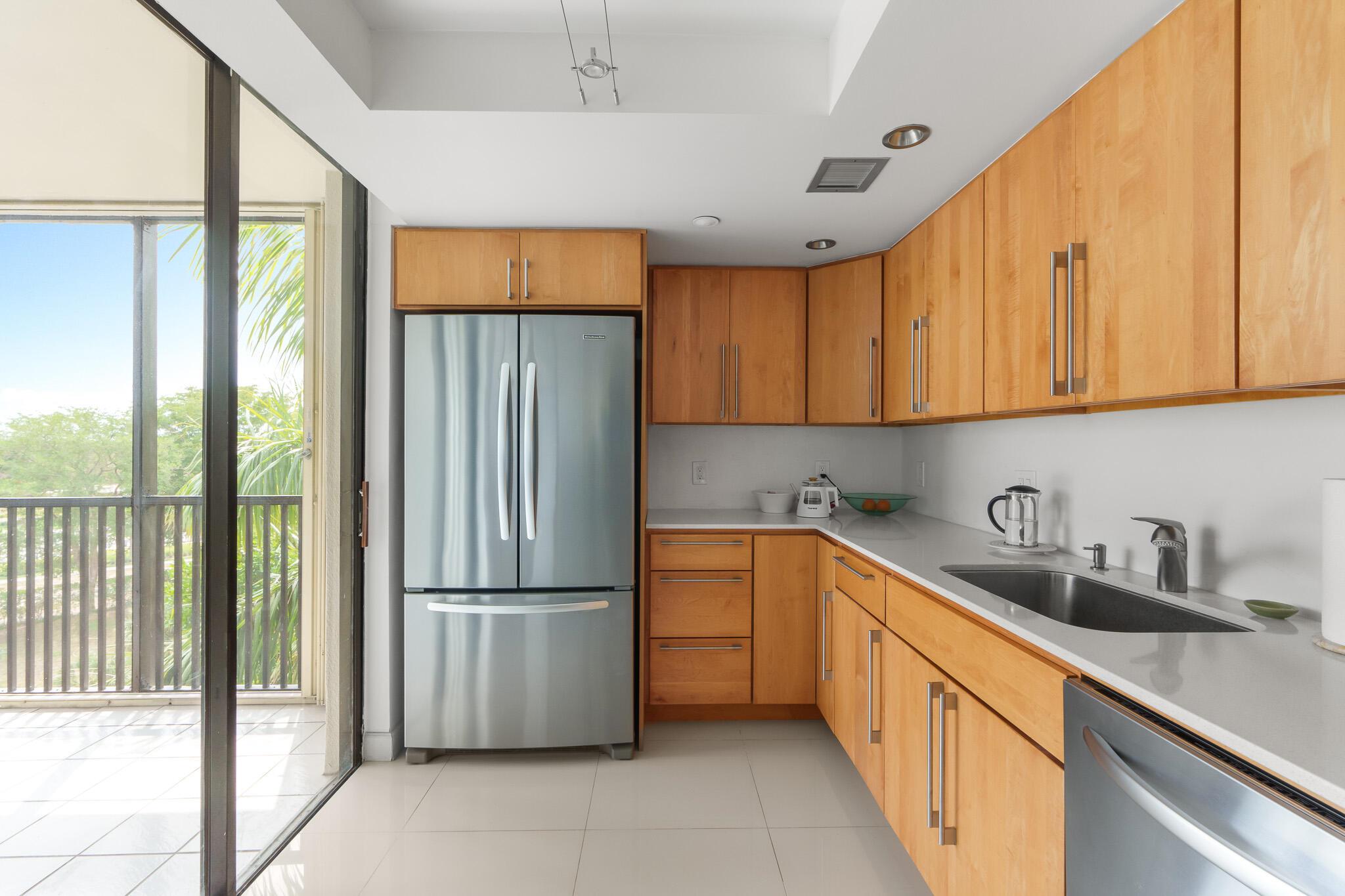 5951 Wellesley Park Drive 606