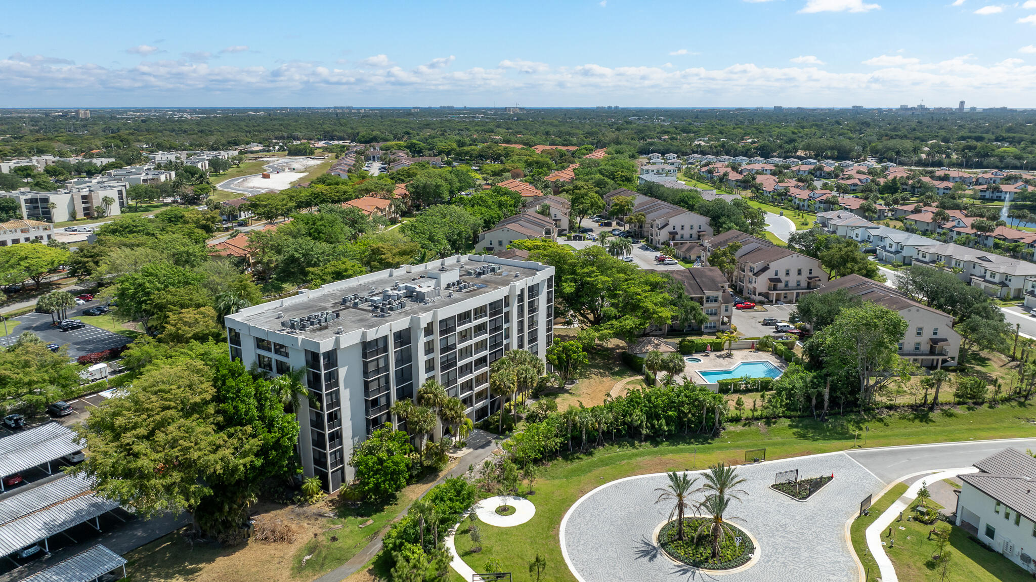 5951 Wellesley Park Drive 606