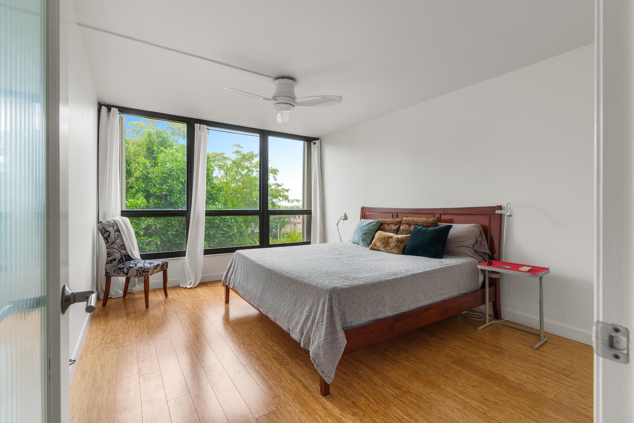 5951 Wellesley Park Drive 606