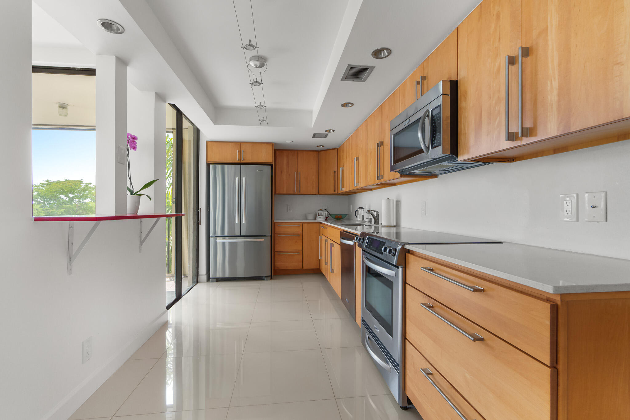 5951 Wellesley Park Drive 606