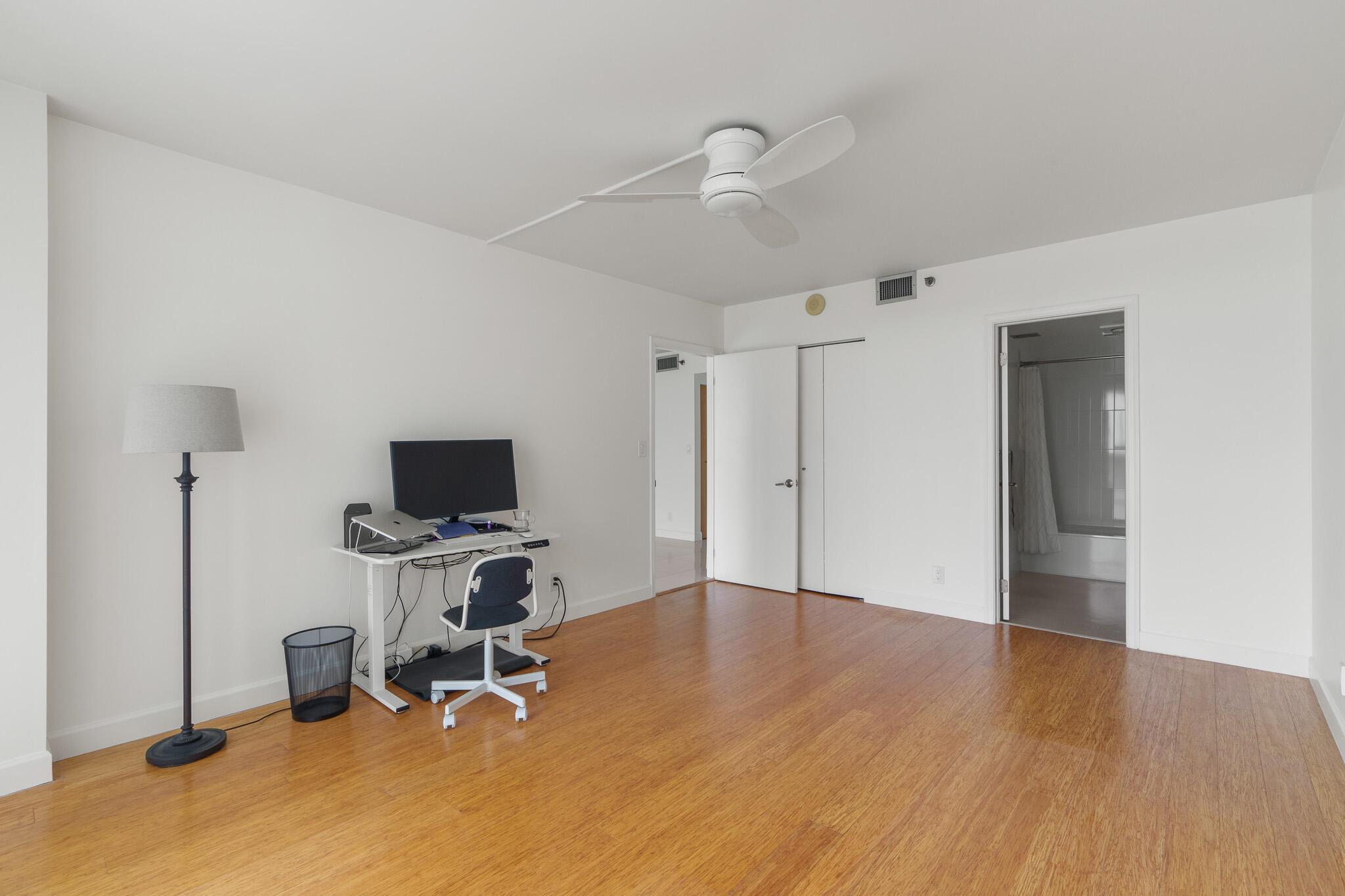 5951 Wellesley Park Drive 606