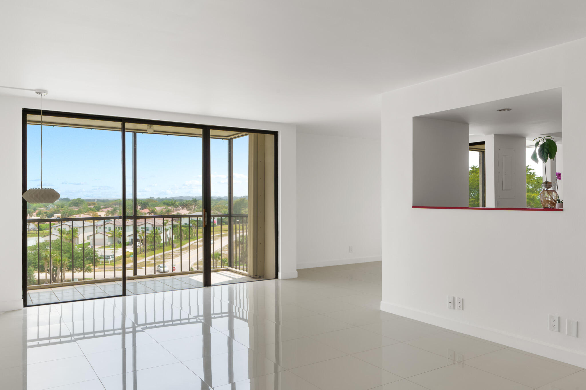 5951 Wellesley Park Drive 606