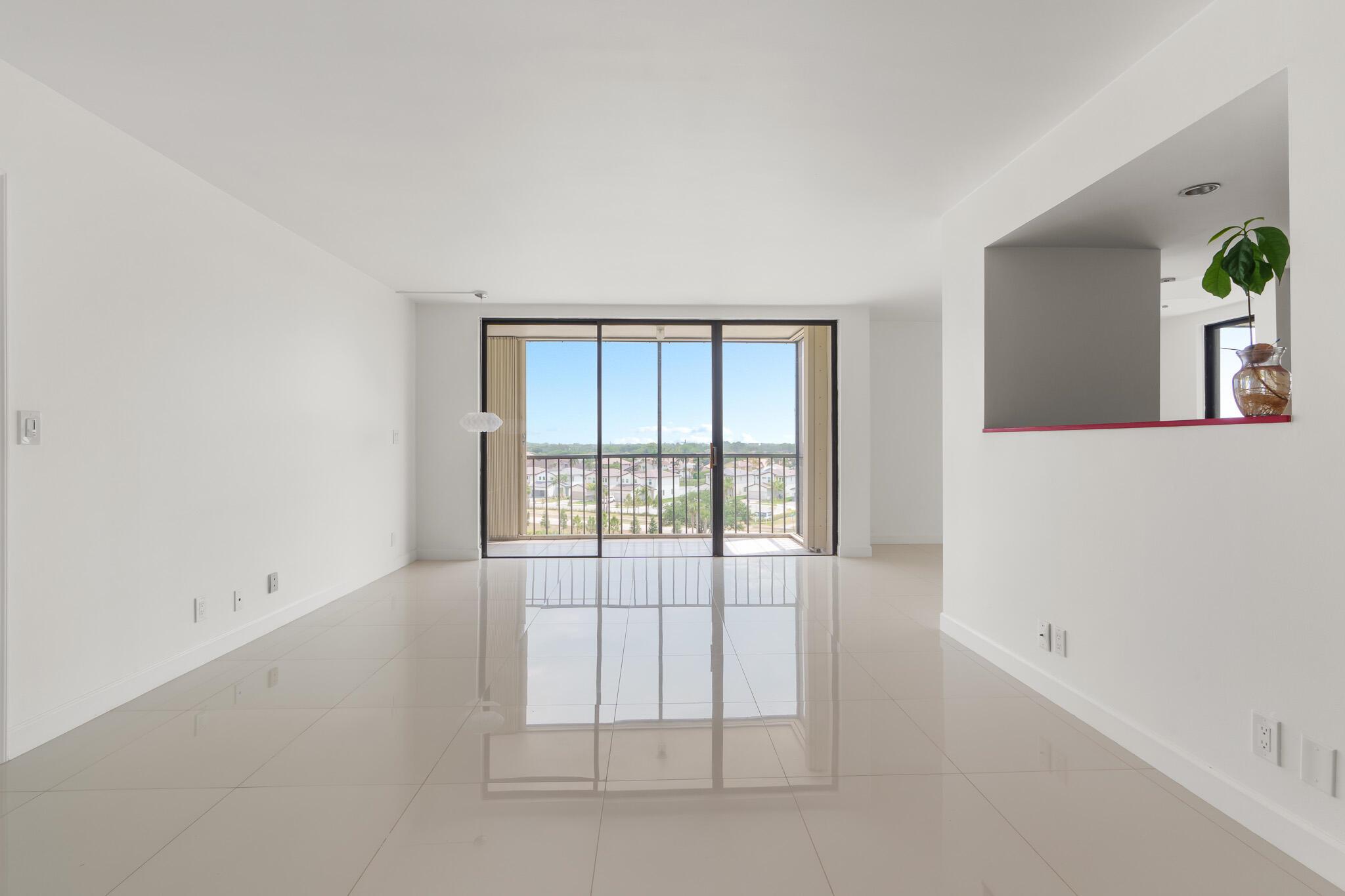 5951 Wellesley Park Drive 606