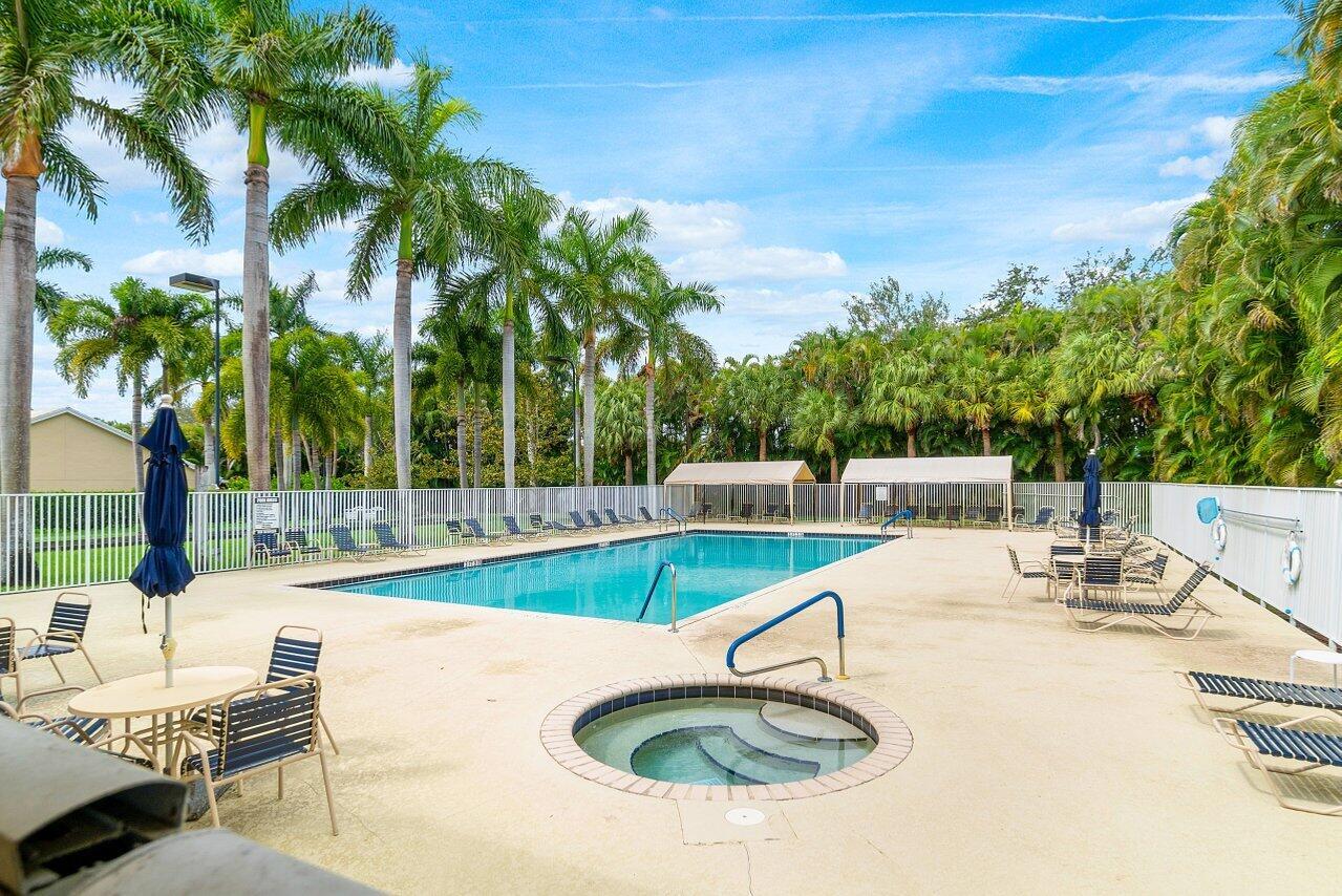 12950 Hampton Lakes Circle