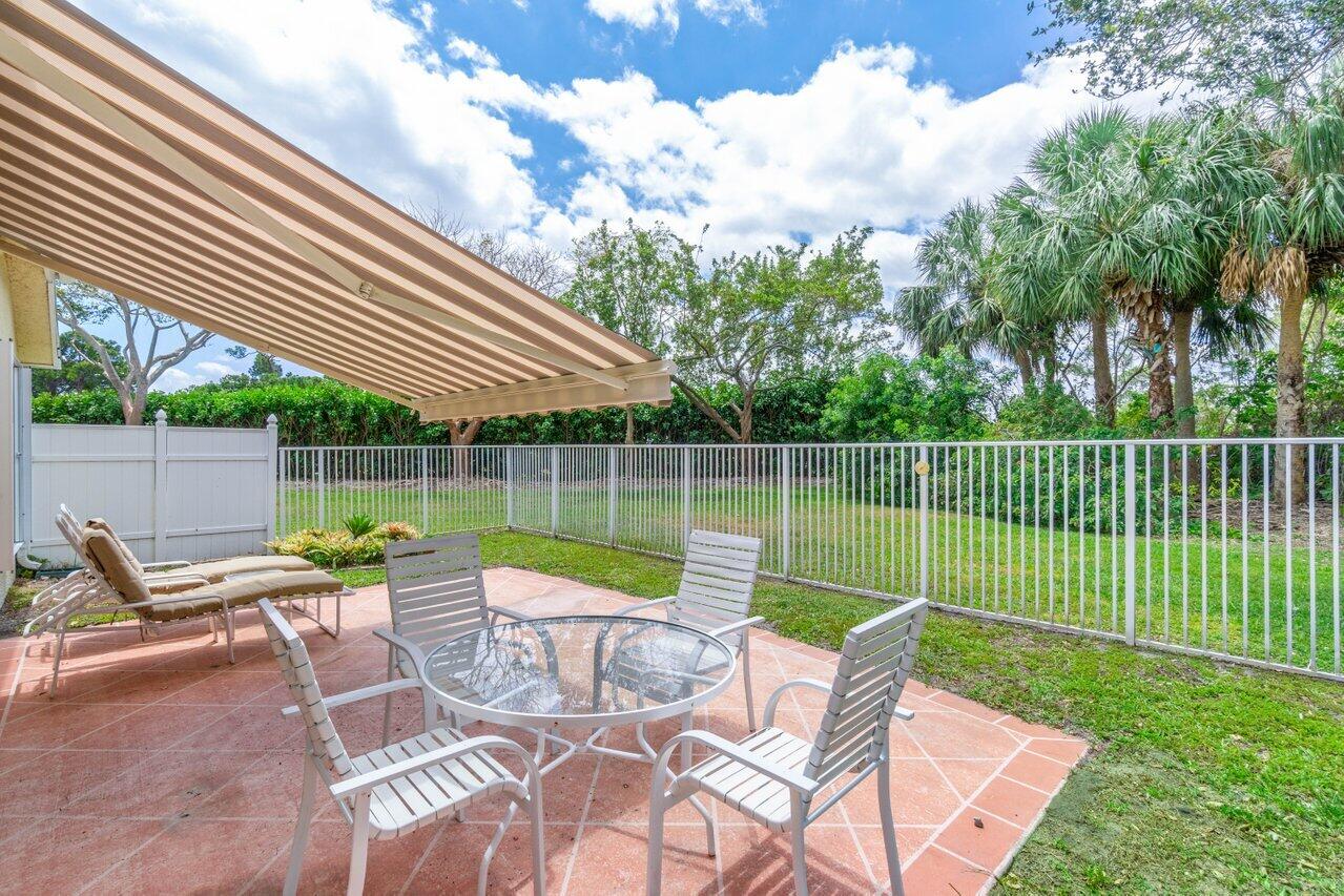 12950 Hampton Lakes Circle