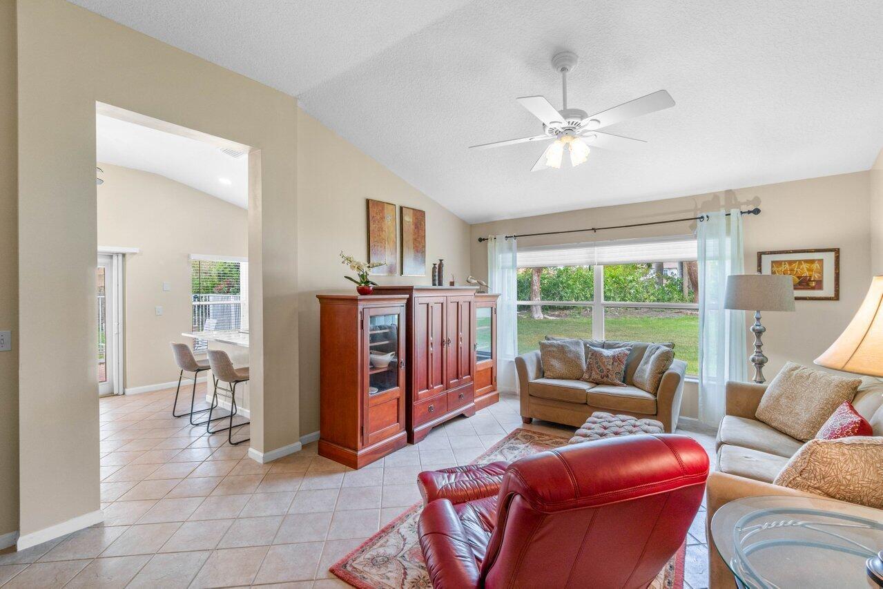 12950 Hampton Lakes Circle