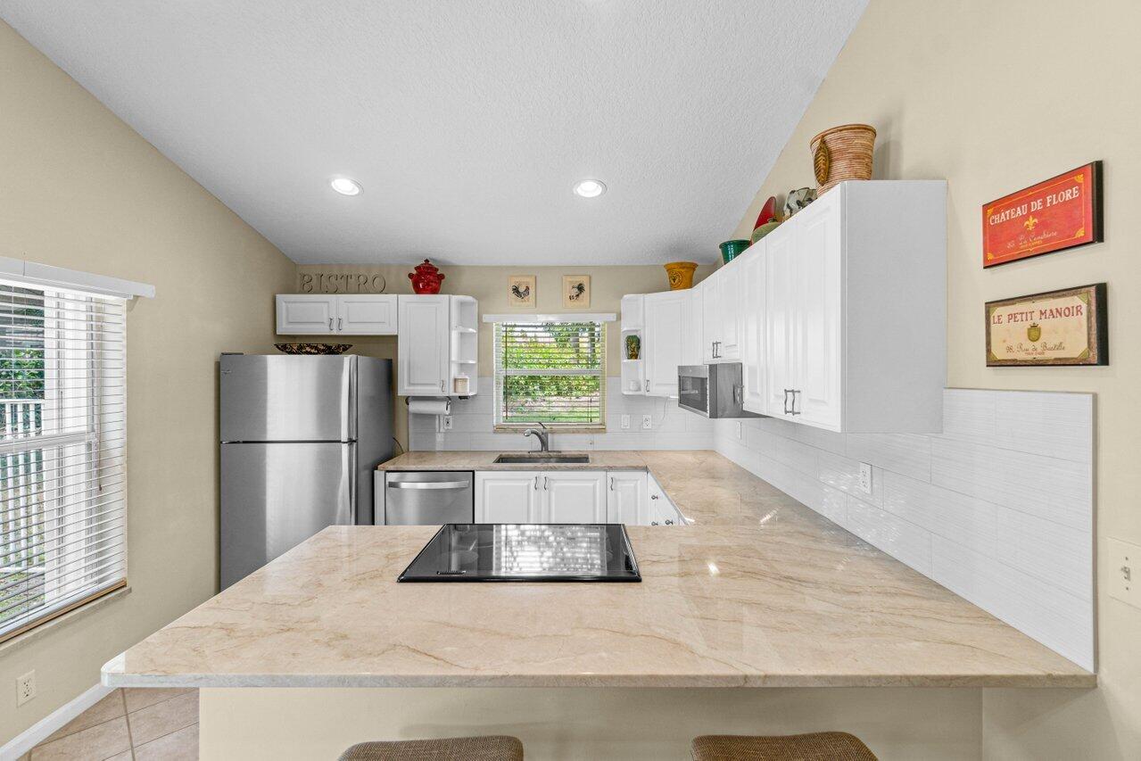 12950 Hampton Lakes Circle