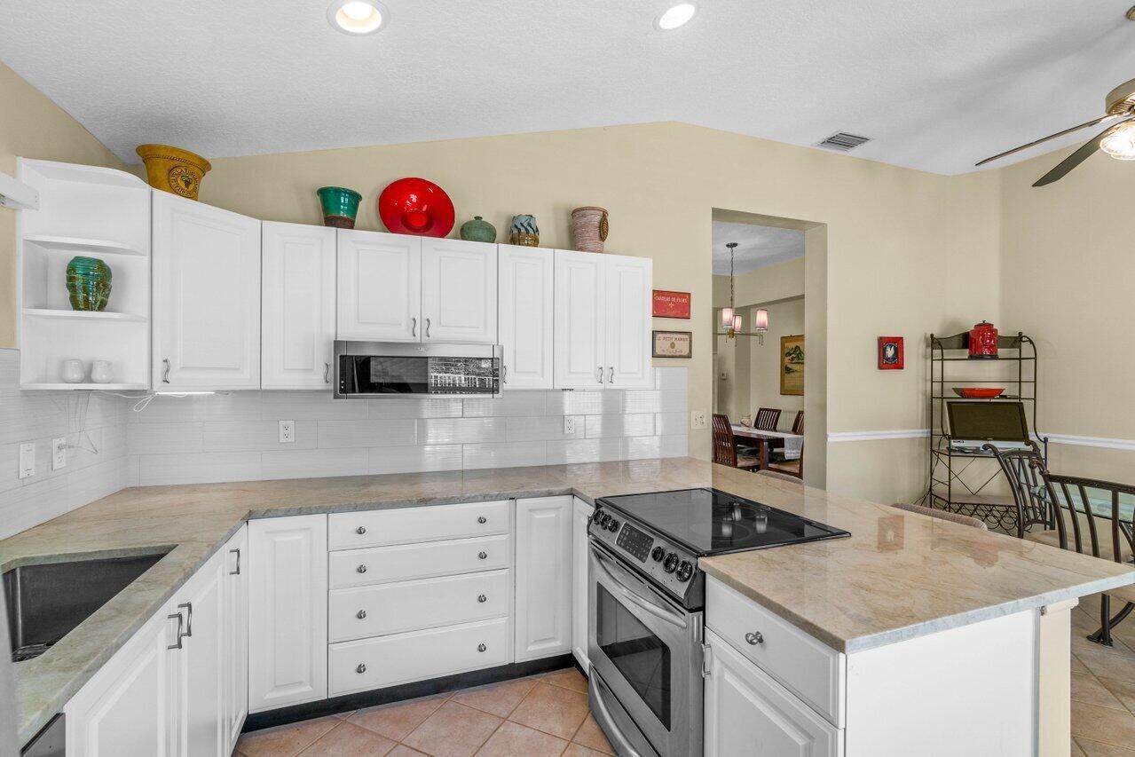 12950 Hampton Lakes Circle