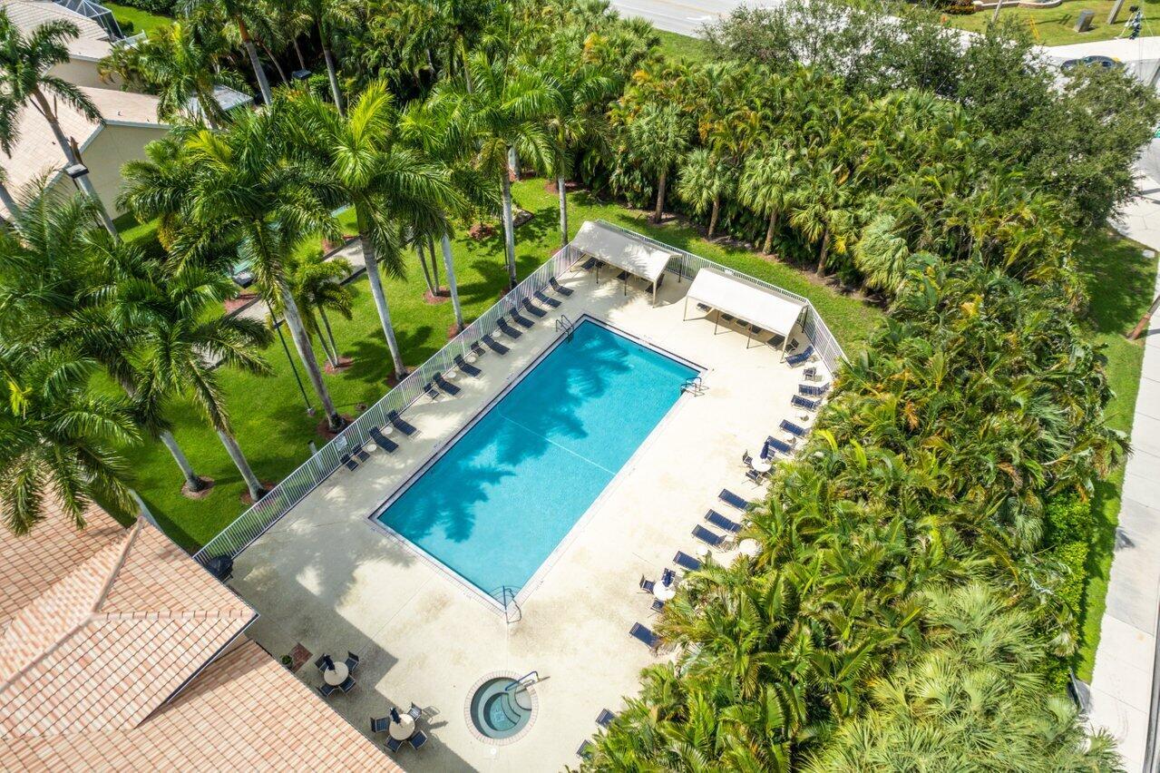 12950 Hampton Lakes Circle