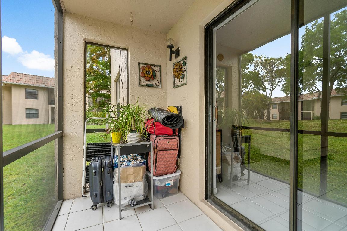 6796 Palmetto Circle S 102