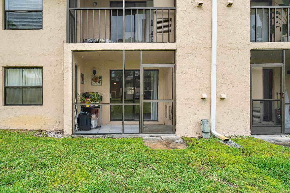 6796 Palmetto Circle S 102