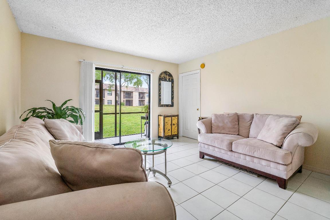 6796 Palmetto Circle S 102