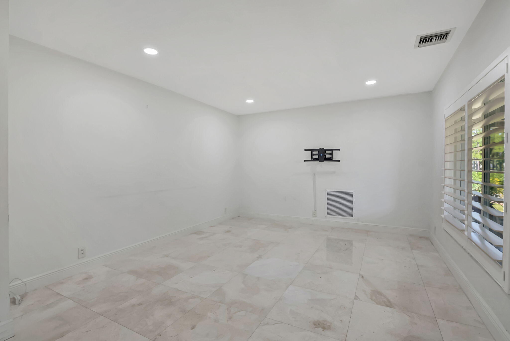 4024 Frances Drive