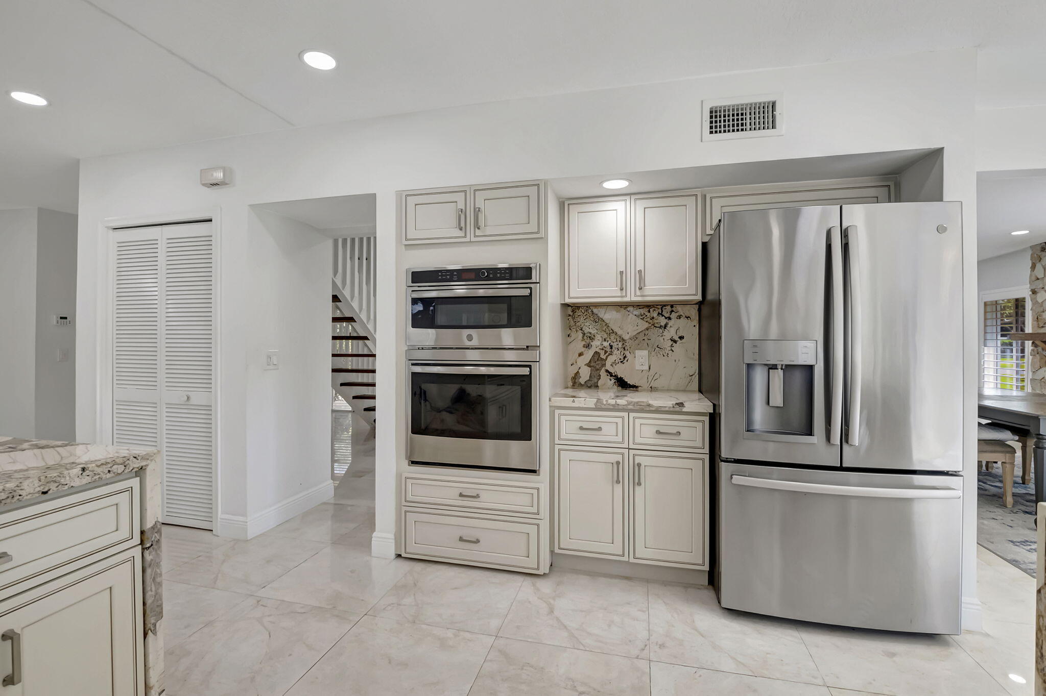 4024 Frances Drive