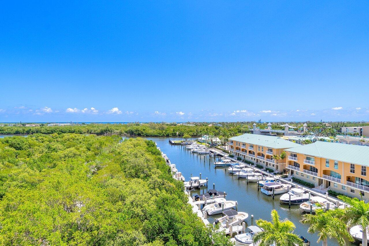 700 E Boynton Beach Boulevard 702