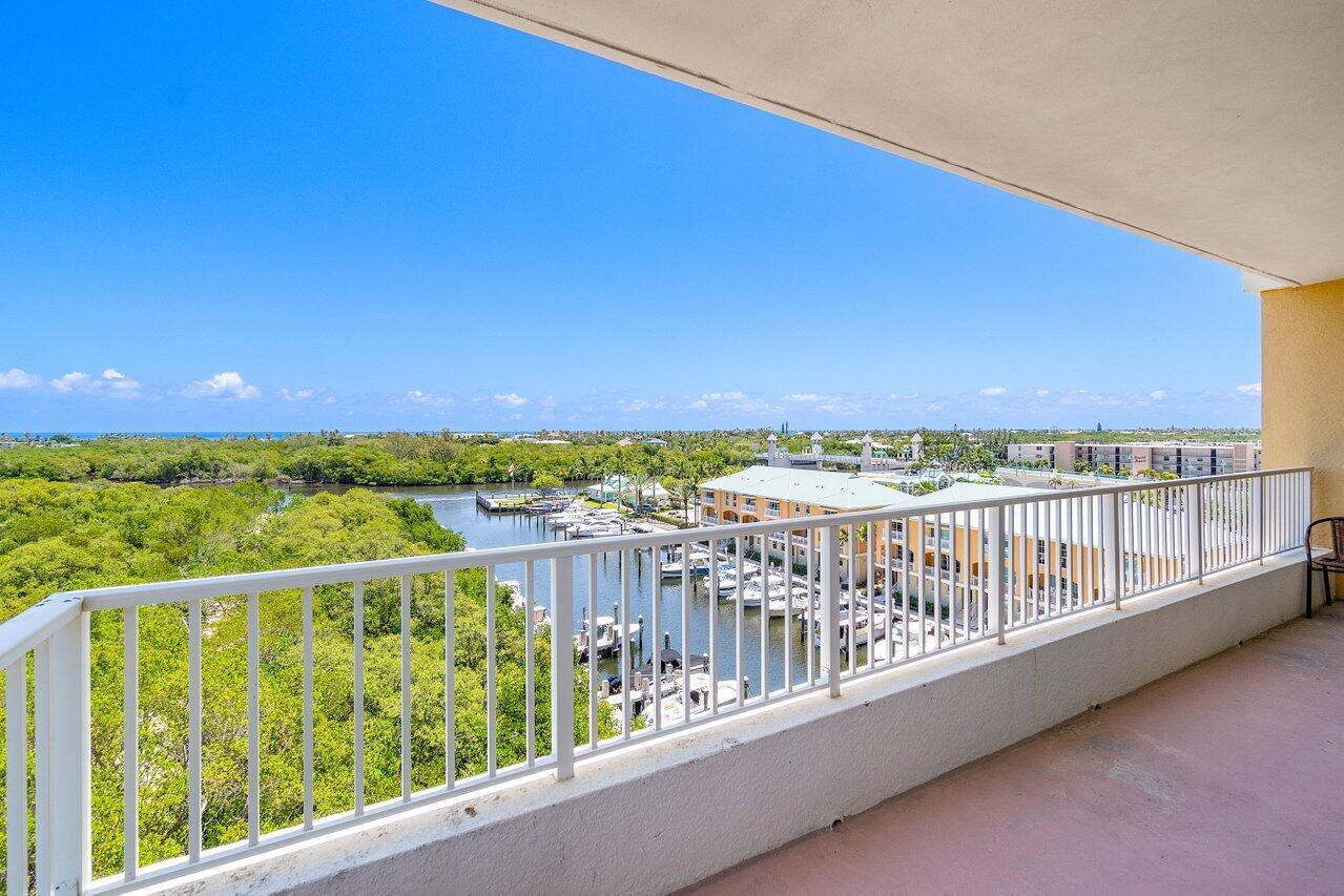 700 E Boynton Beach Boulevard 702