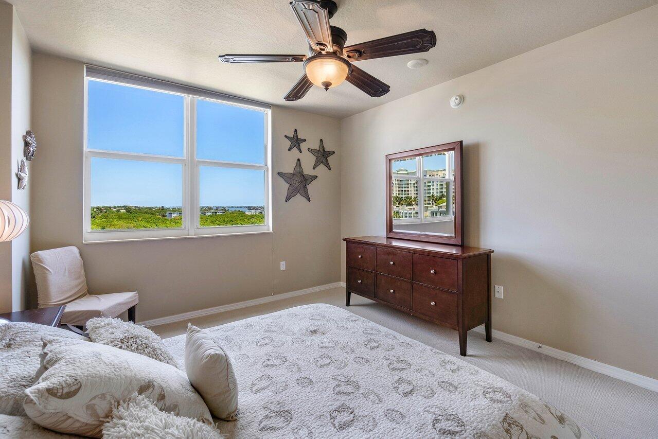 700 E Boynton Beach Boulevard 702