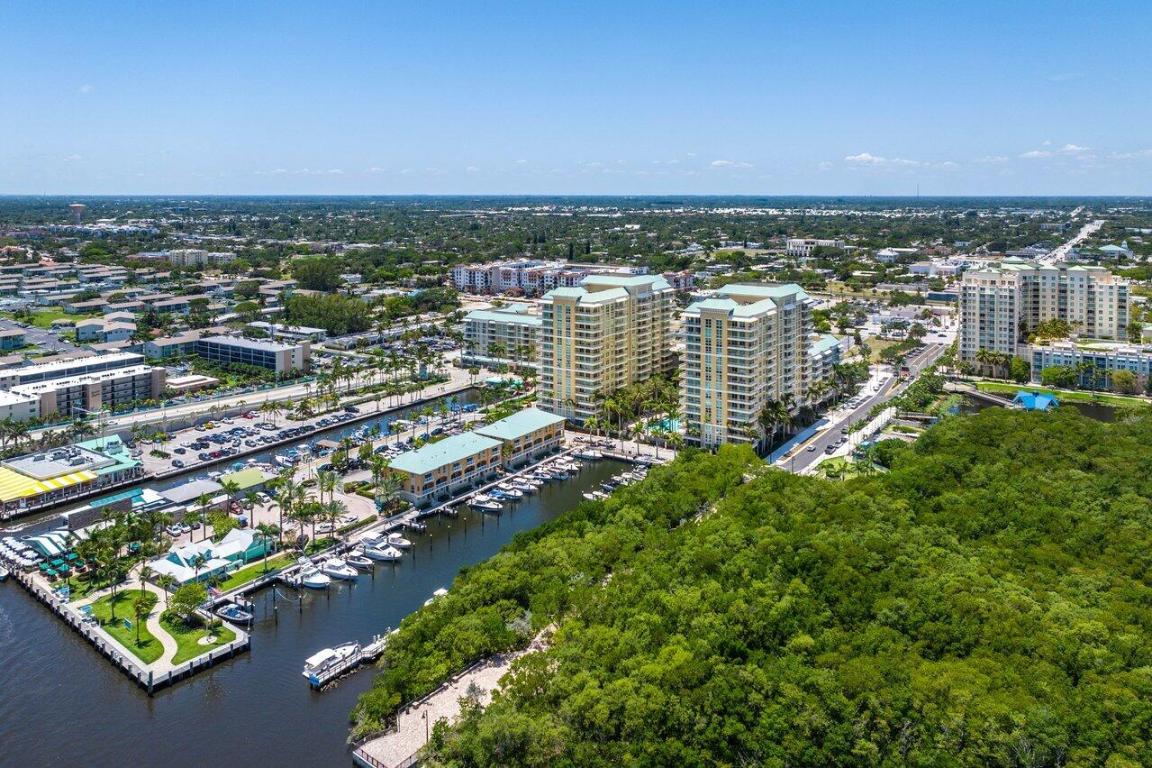 700 E Boynton Beach Boulevard 702