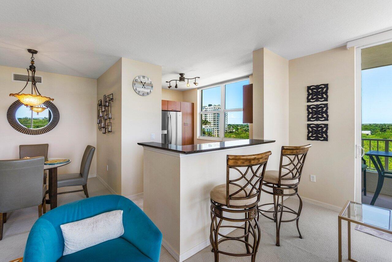 700 E Boynton Beach Boulevard 702