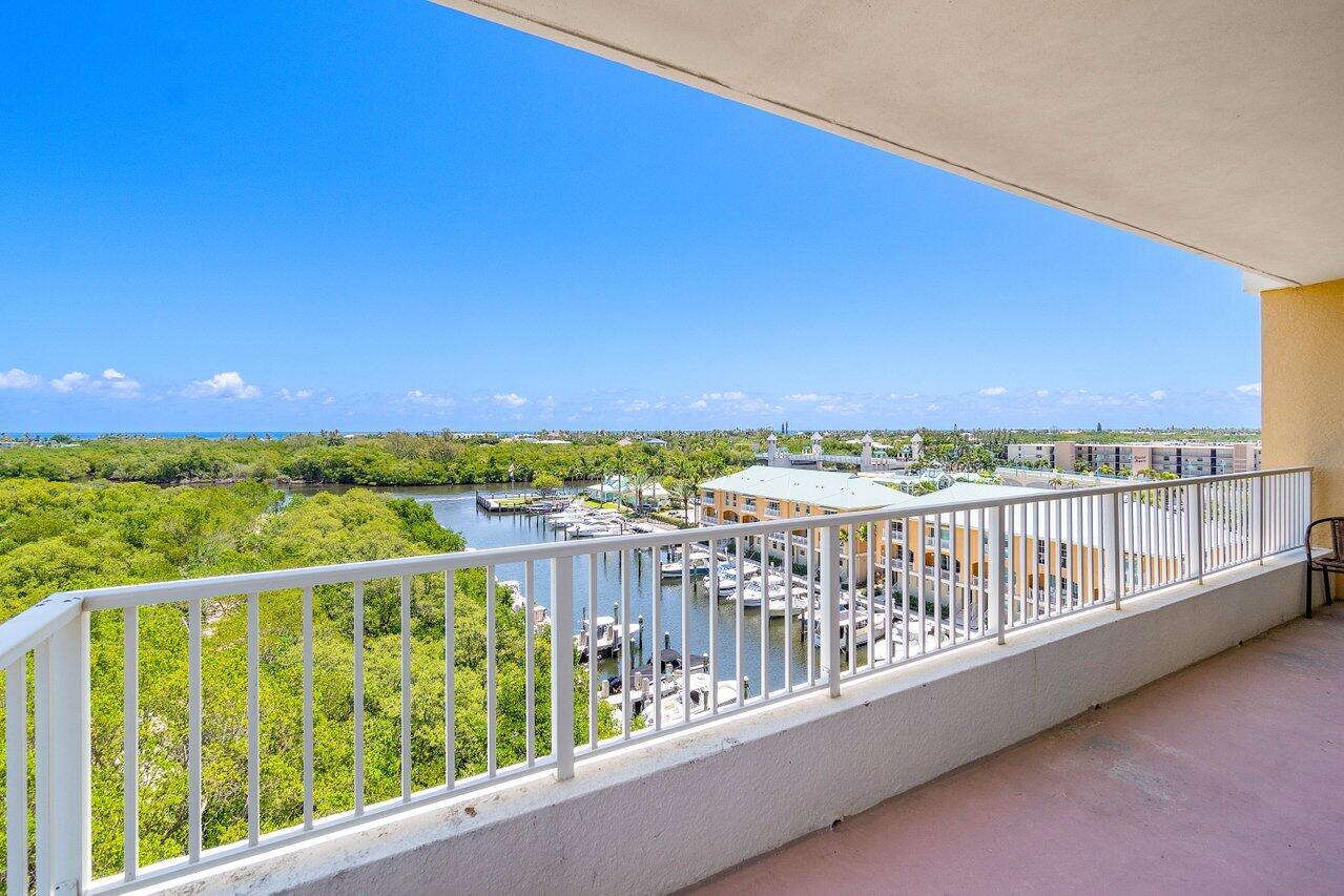 700 E Boynton Beach Boulevard 702