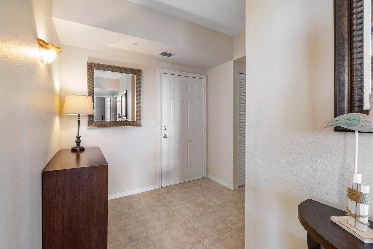 700 E Boynton Beach Boulevard 702