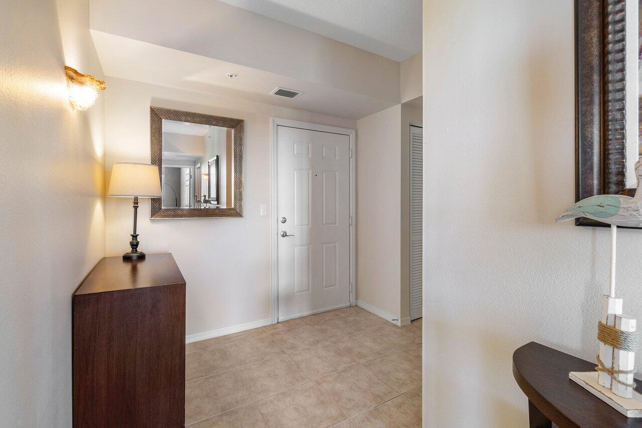 700 E Boynton Beach Boulevard 702