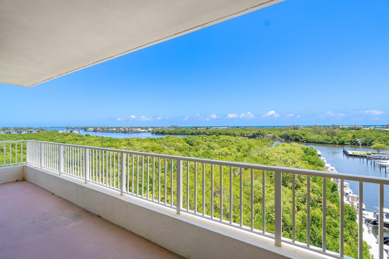 700 E Boynton Beach Boulevard 702