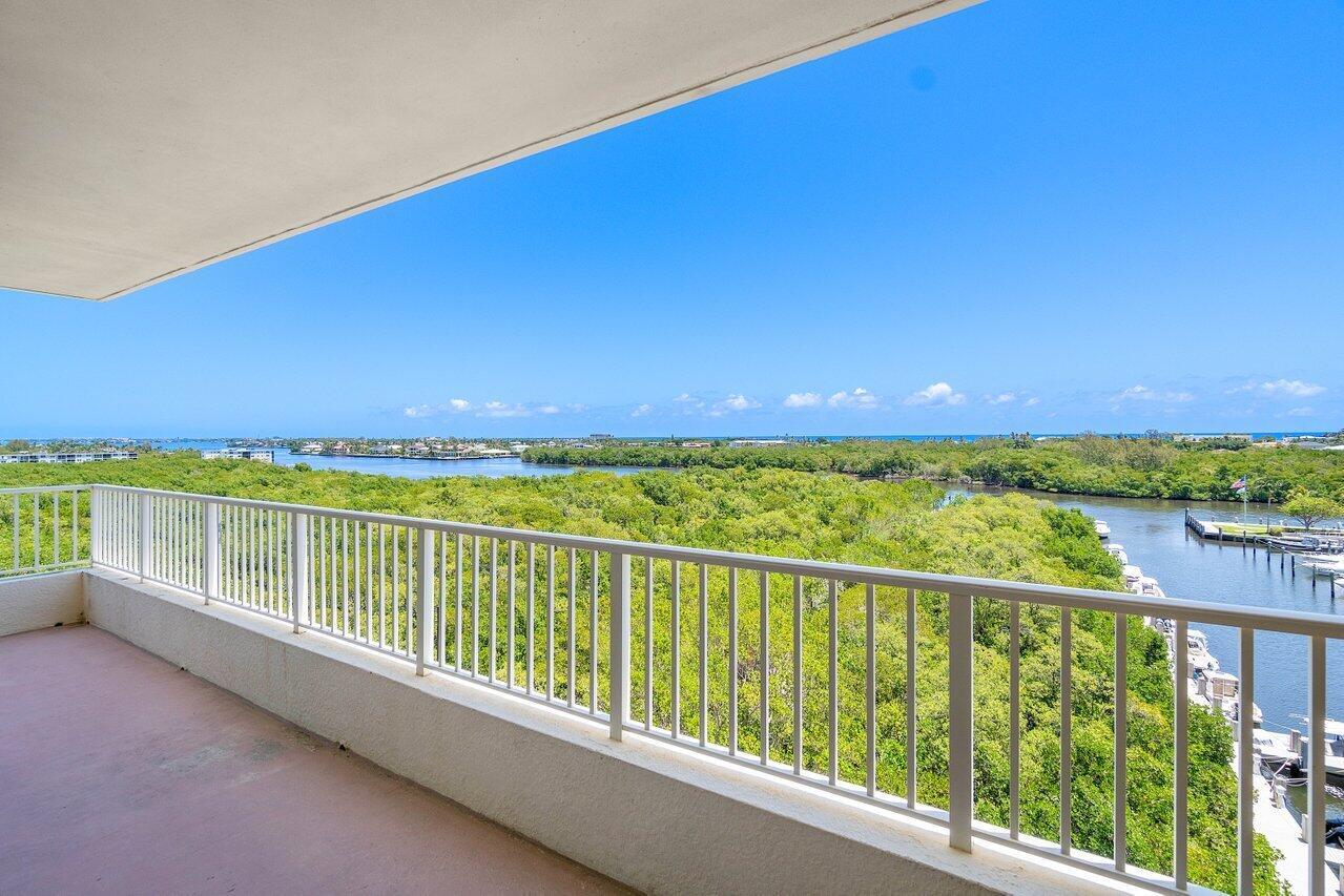 700 E Boynton Beach Boulevard 702