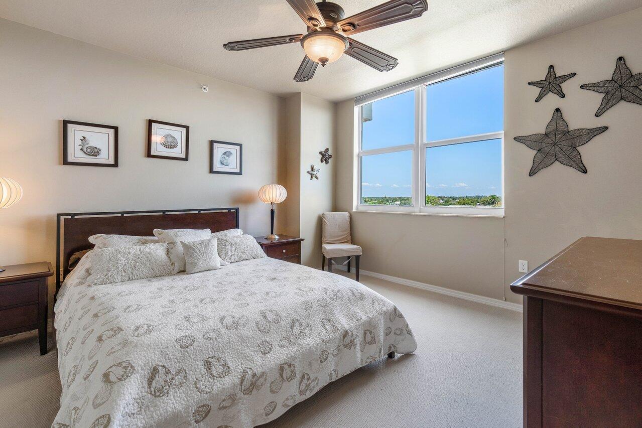 700 E Boynton Beach Boulevard 702