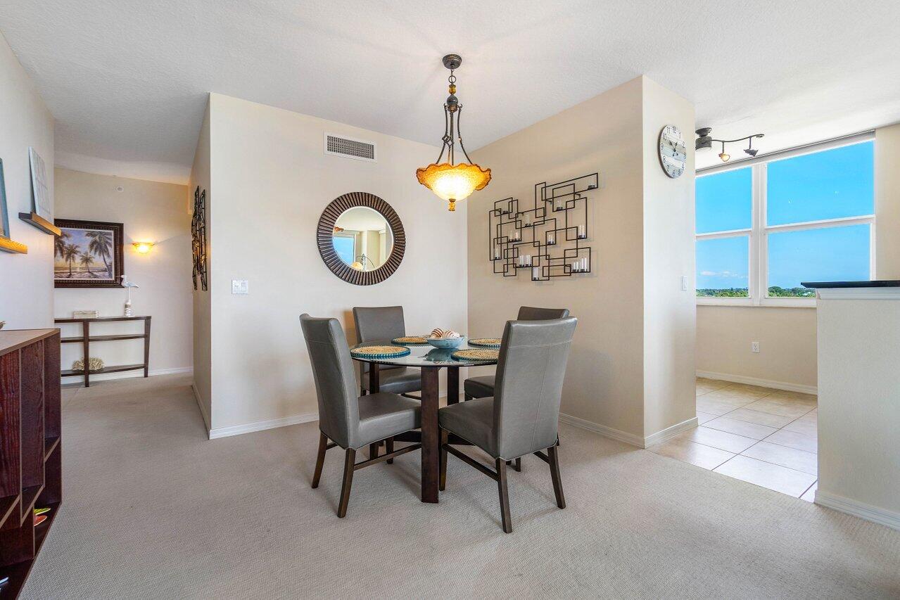 700 E Boynton Beach Boulevard 702