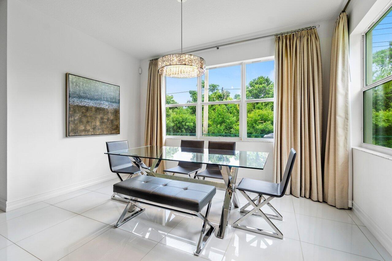 100 NW 69th Circle 76