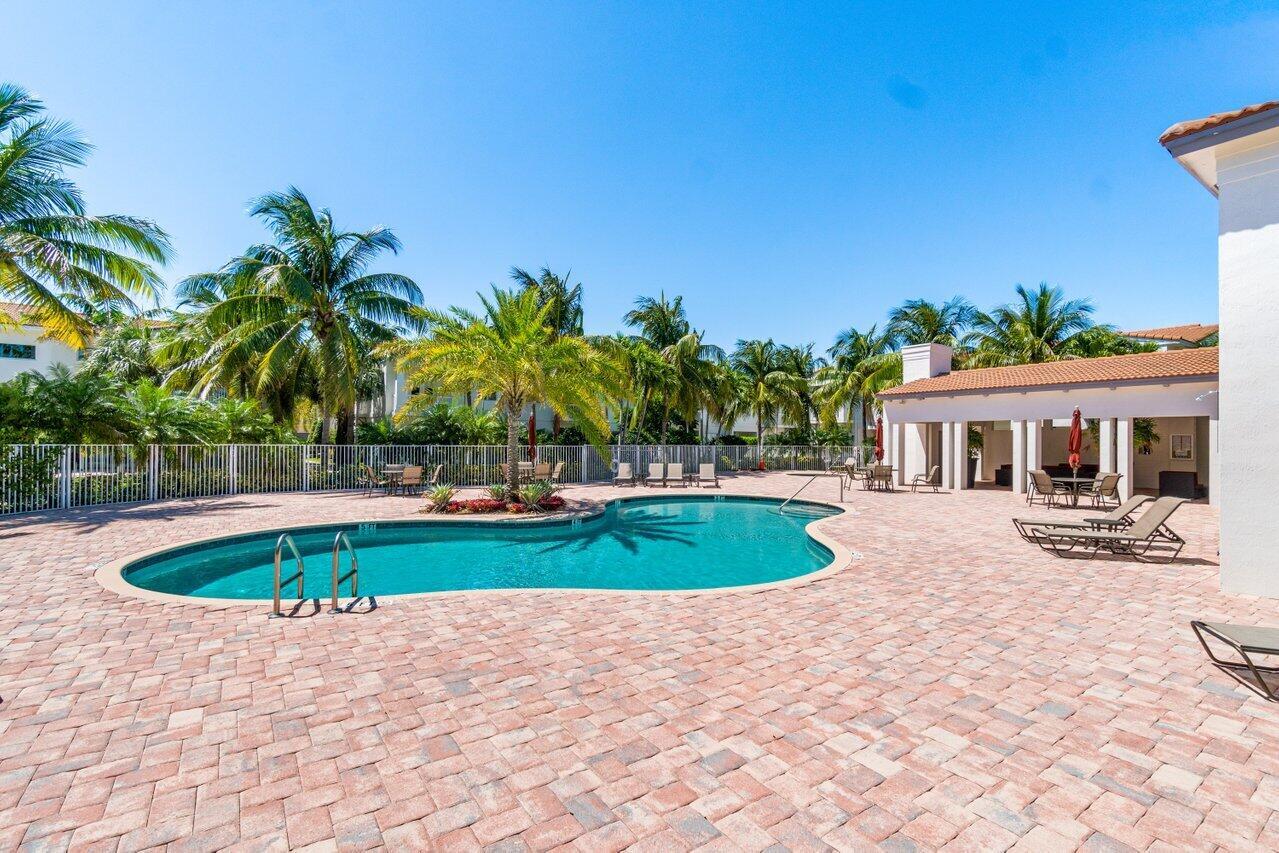 100 NW 69th Circle 76