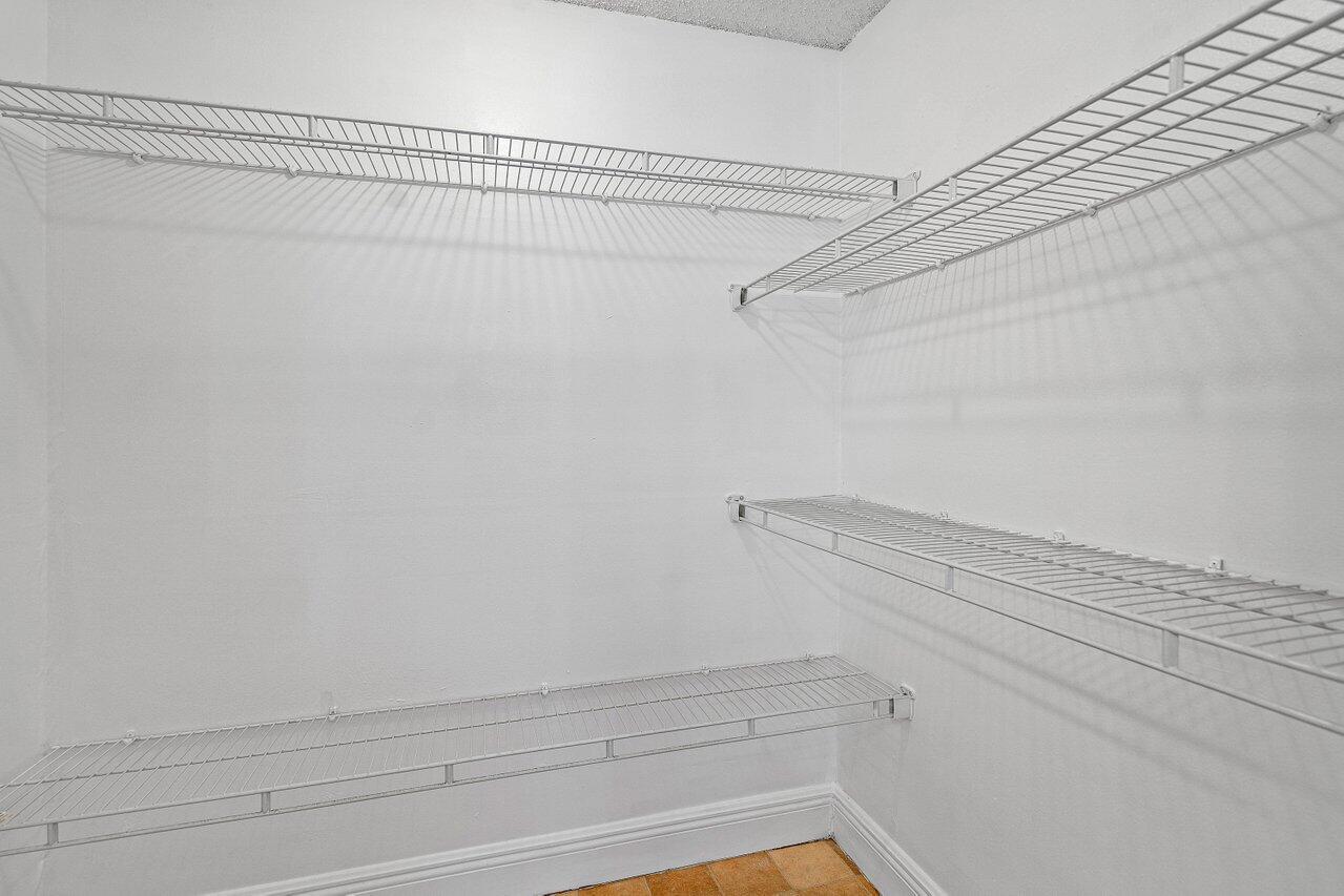 1021 Flame Vine Avenue 104