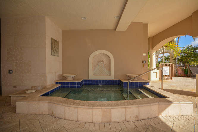 3083 Waterside Circle