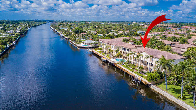 3083 Waterside Circle