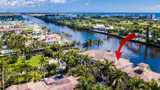 3083 Waterside Circle