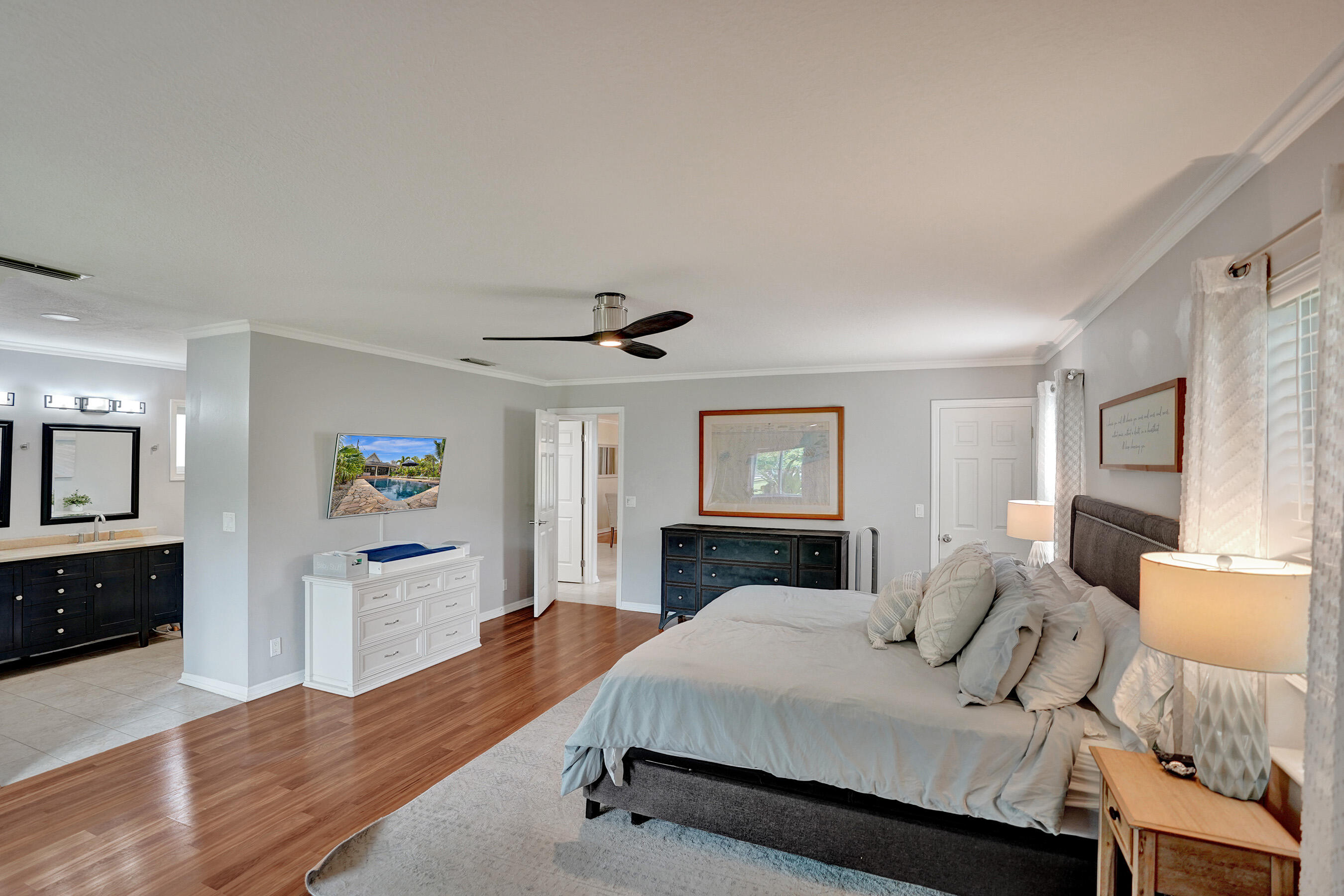 11511 40th Street N