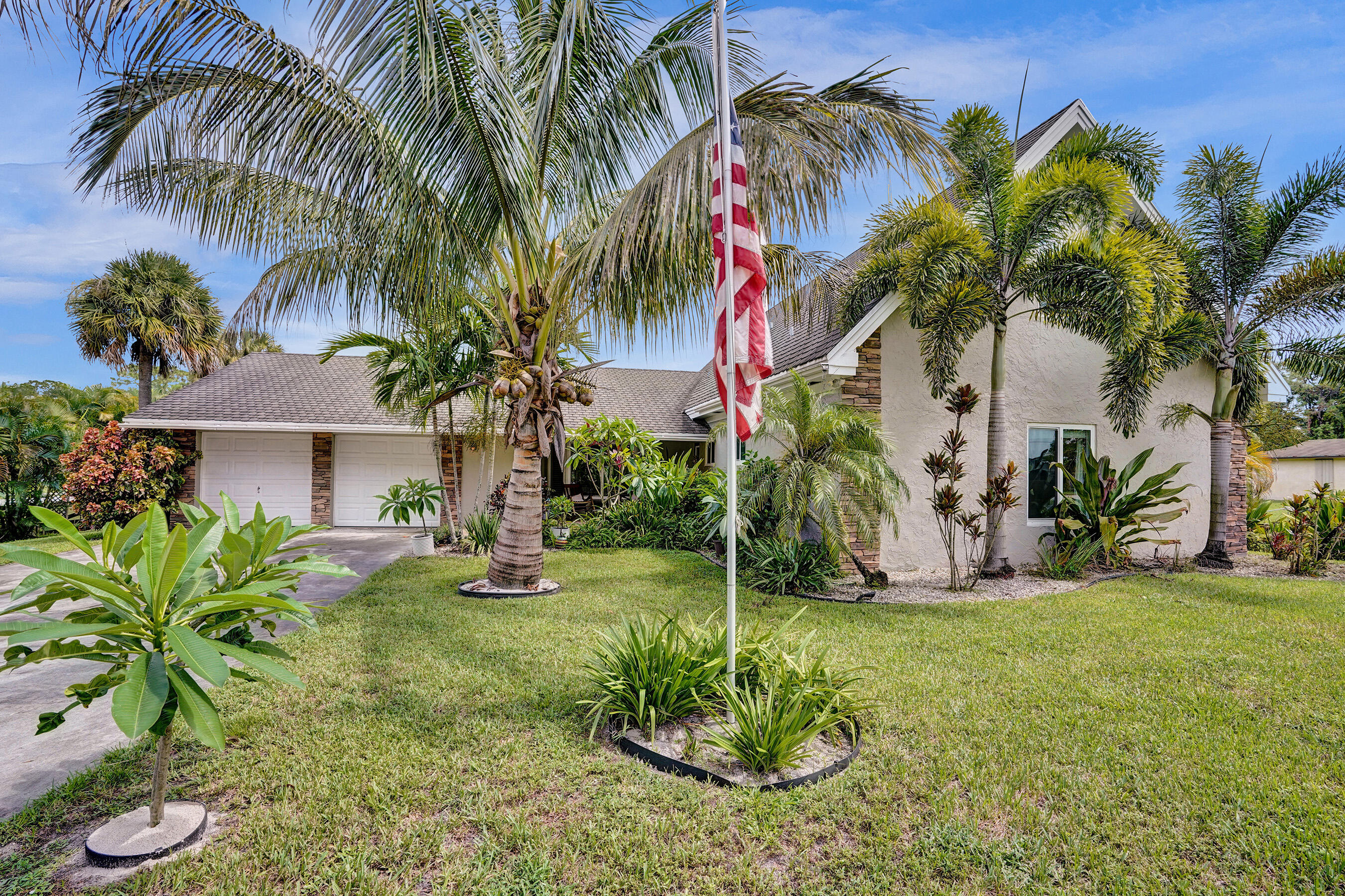 11511 40th Street N
