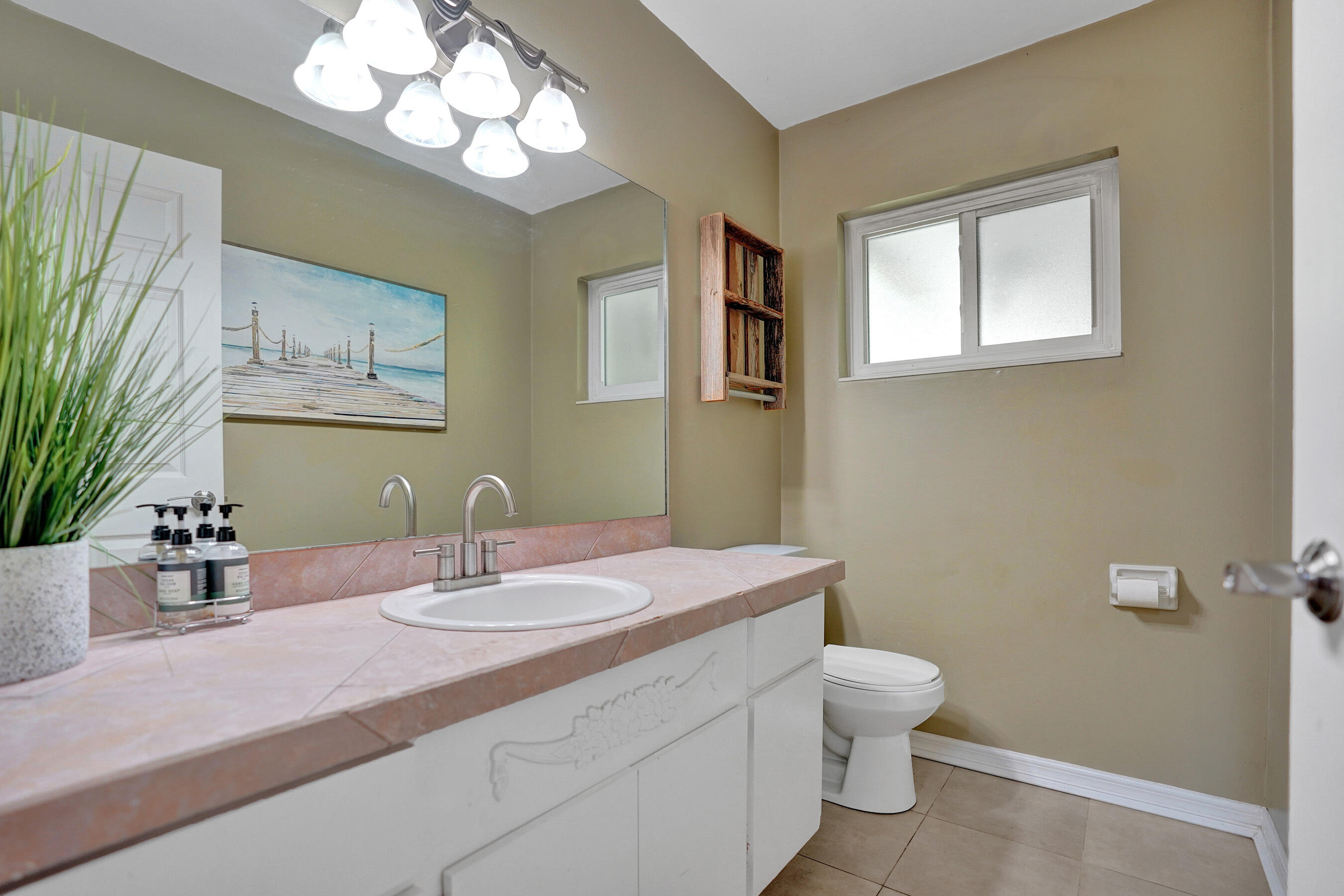 11511 40th Street N