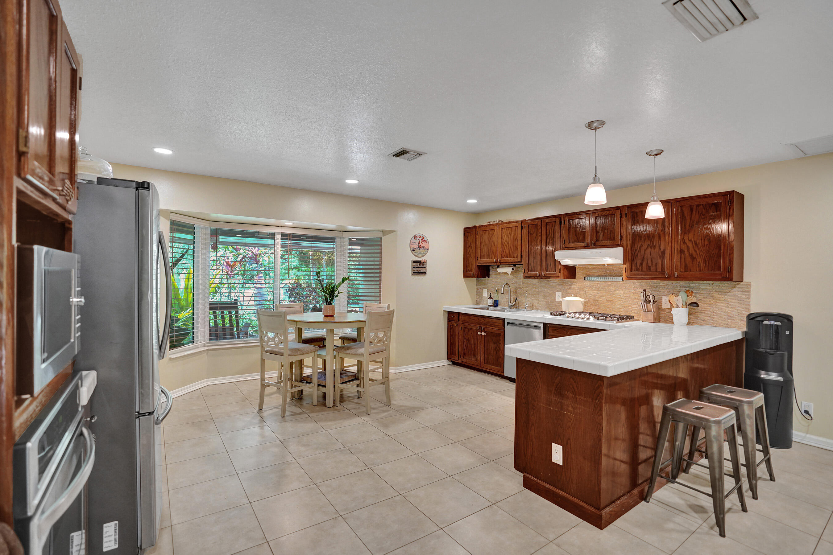 11511 40th Street N