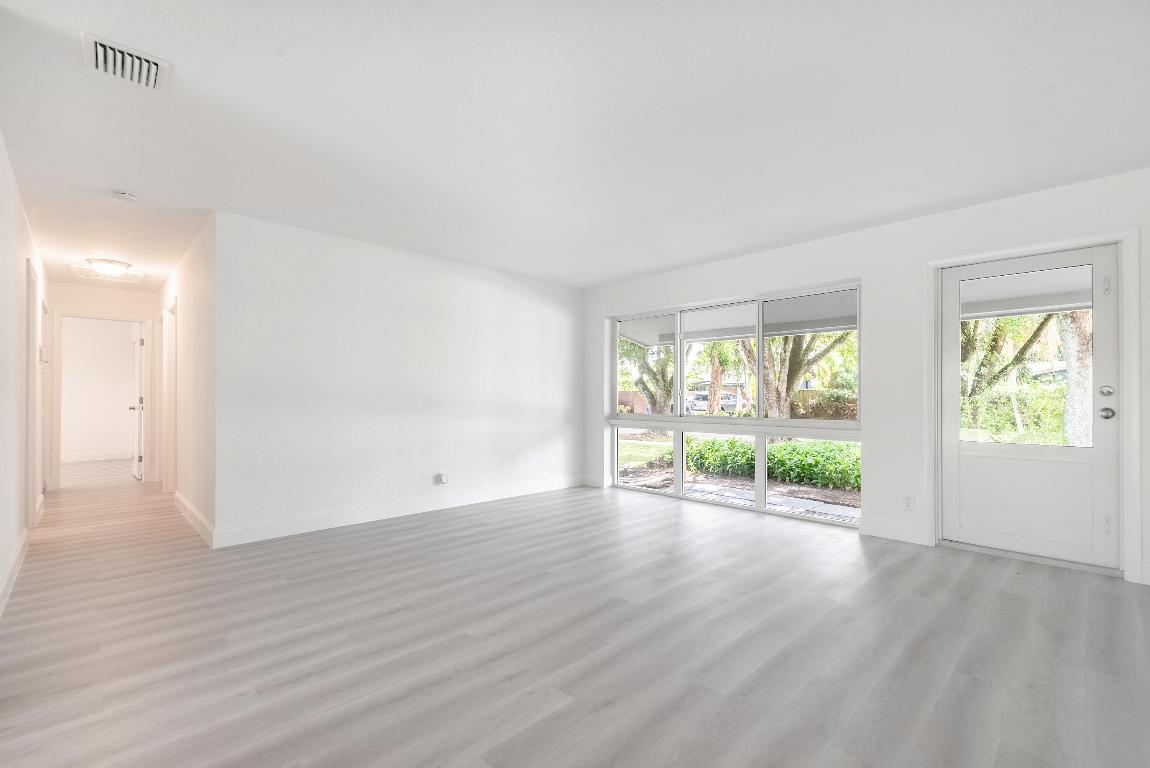 1981 SW 36th Terrace