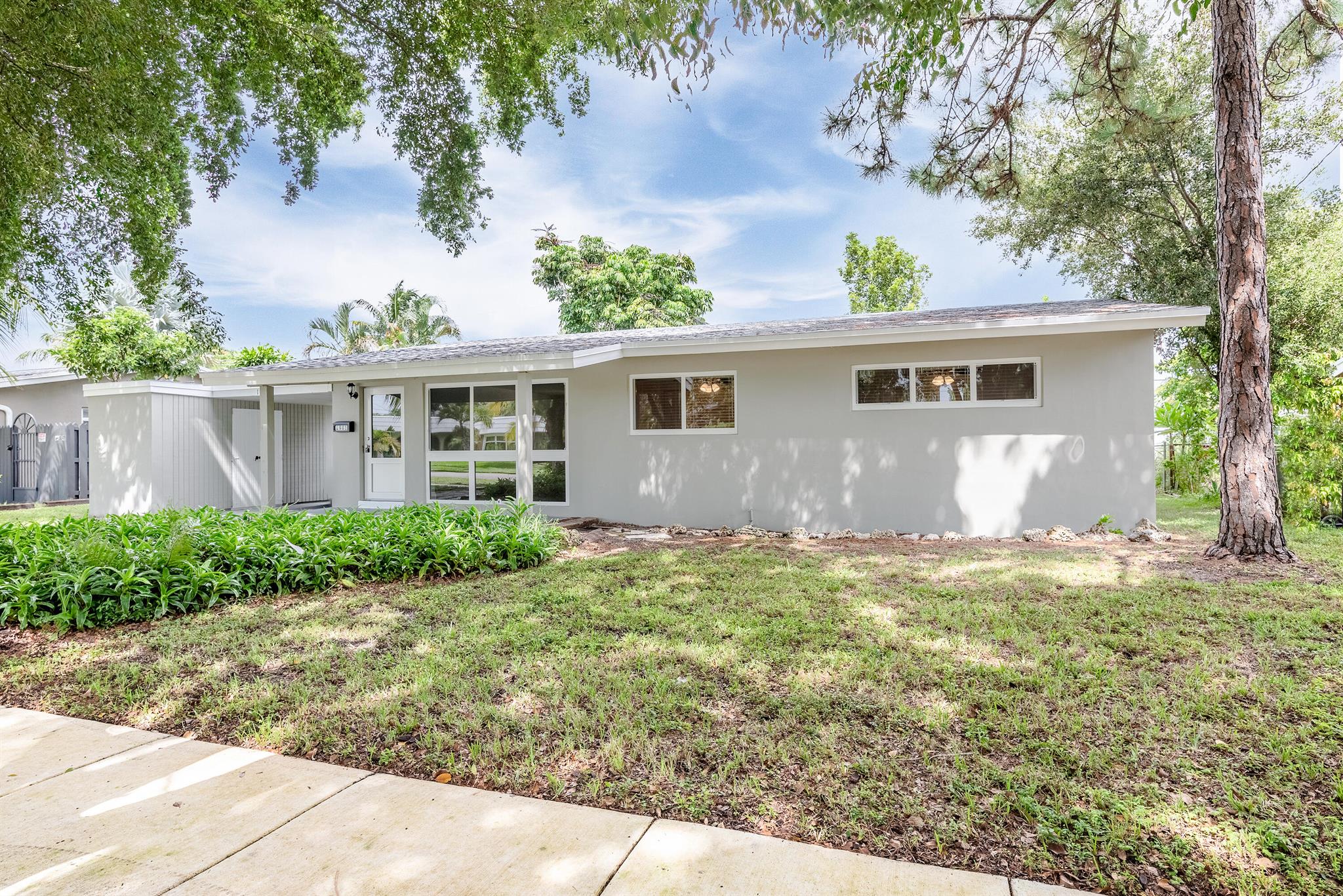 1981 SW 36th Terrace