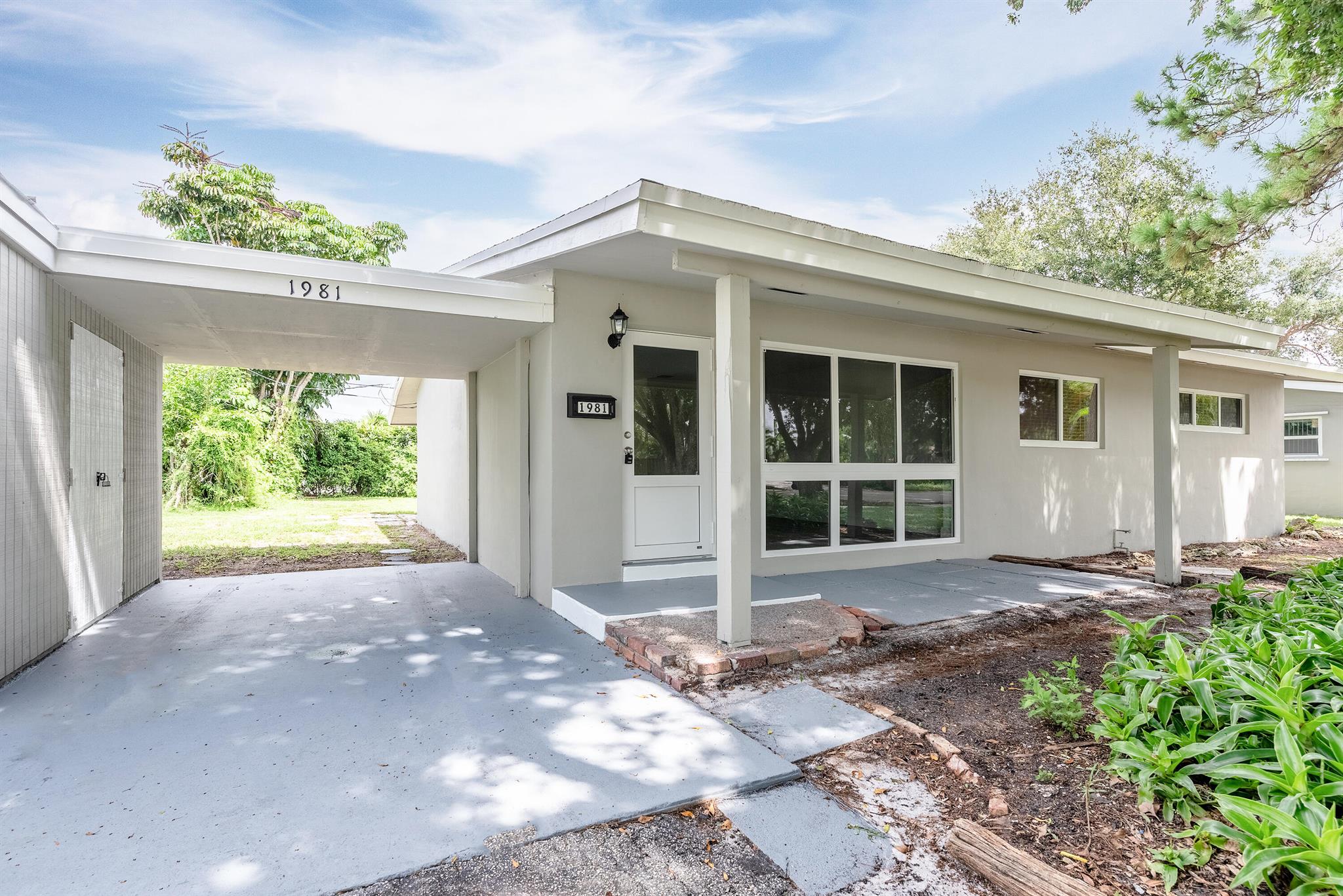 1981 SW 36th Terrace