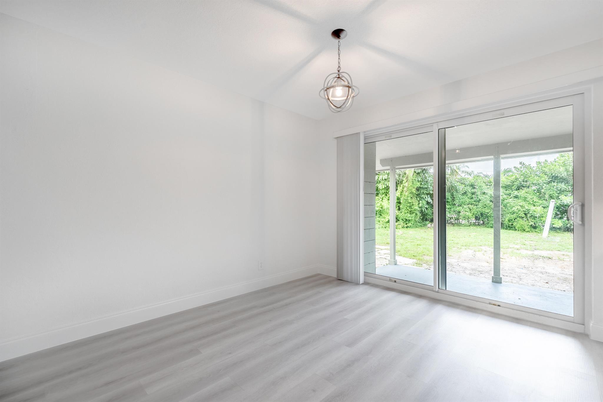 1981 SW 36th Terrace