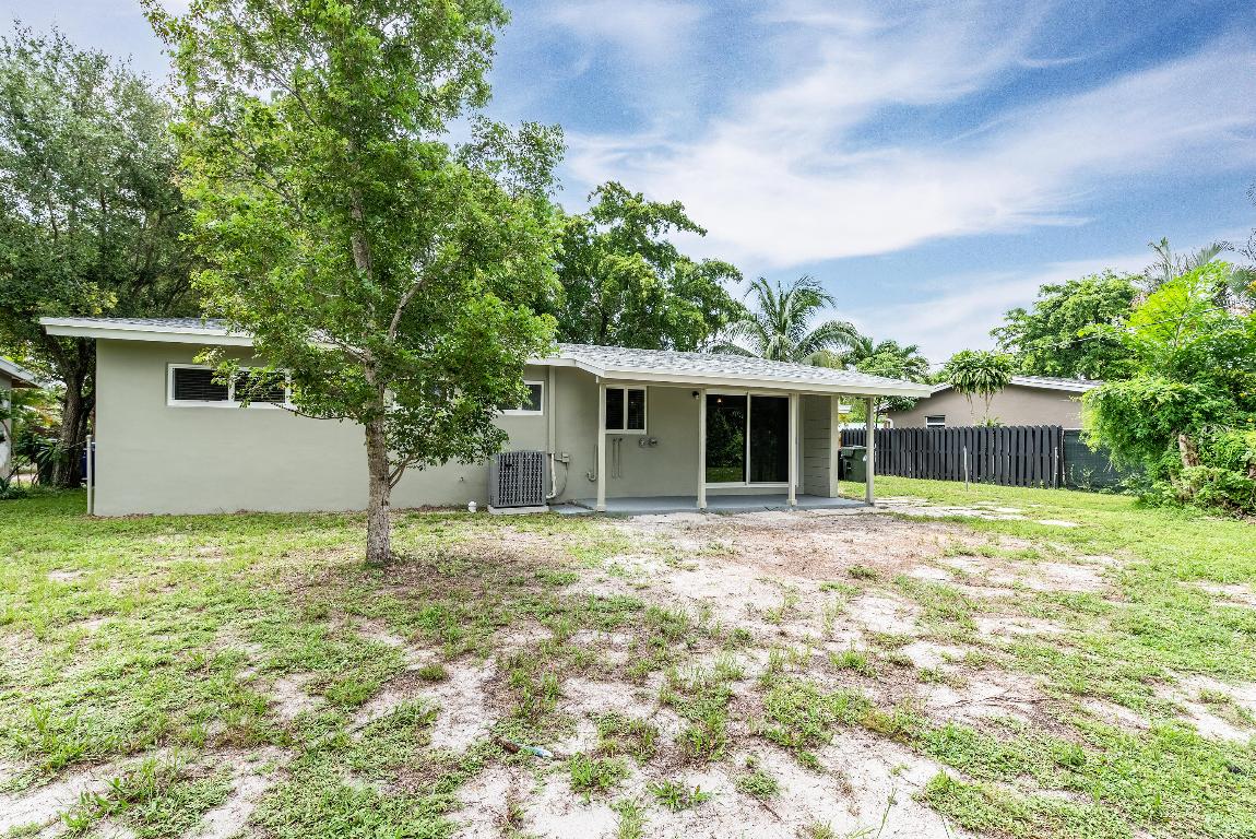 1981 SW 36th Terrace