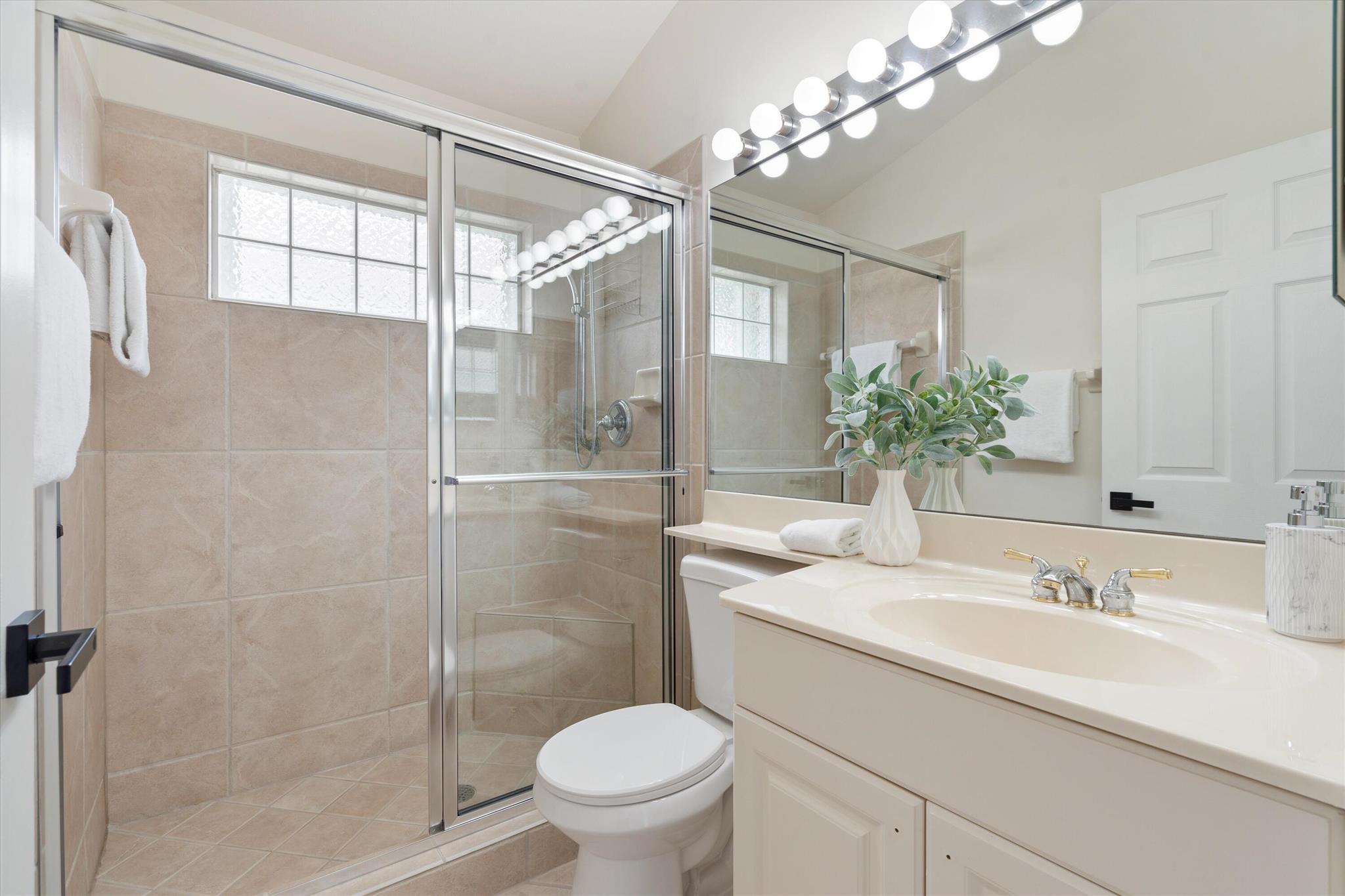 12248 SE Plandome Drive